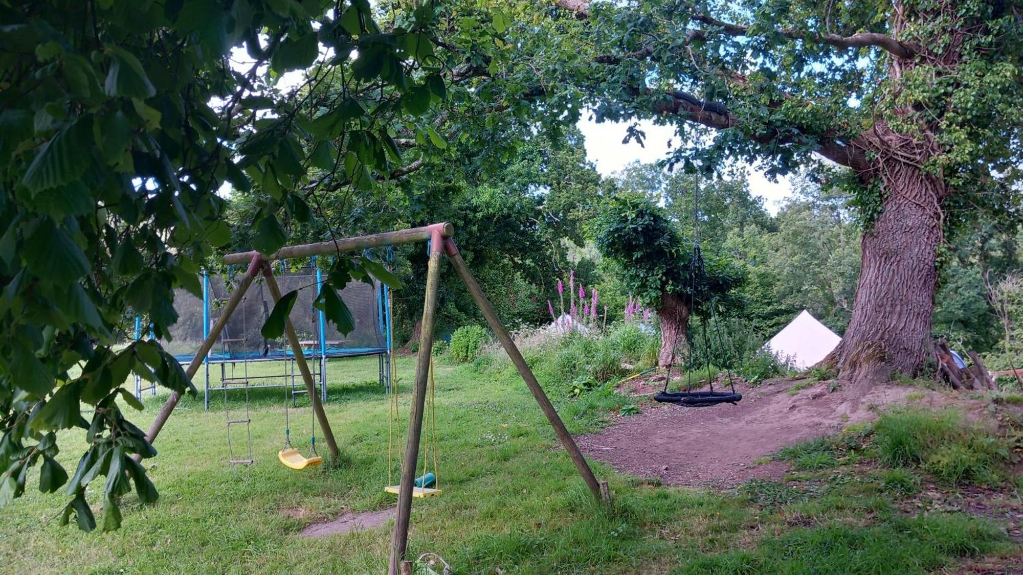Tente Insolite En Pleine Nature Treduder Kültér fotó